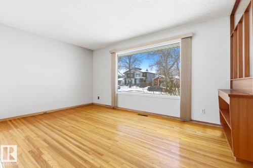 9039 90 Street, Edmonton, AB - Indoor Photo Showing Other Room