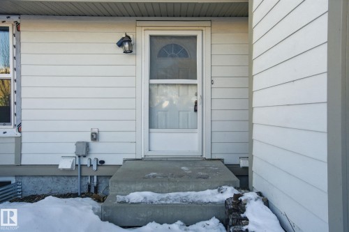 1130 Knottwood Road E, Edmonton, AB - Outdoor With Exterior