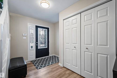 2349 Hagen Link Nw, Edmonton, AB - Indoor Photo Showing Other Room