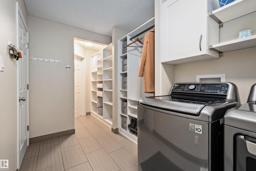 2349 Hagen Link Nw, Edmonton, AB - Indoor