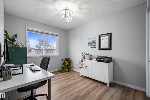 2349 Hagen Link Nw, Edmonton, AB - Indoor Photo Showing Office