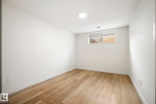 8803 Strathearn Drive, Edmonton, AB - Indoor Photo Showing Other Room