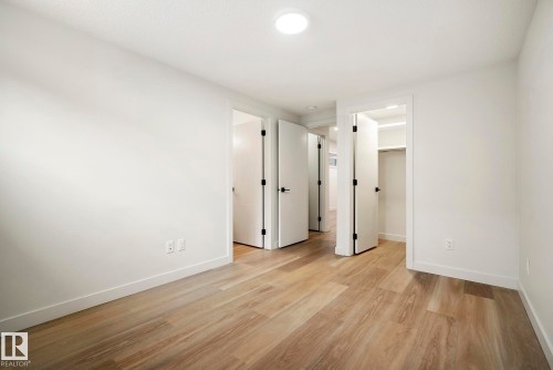8803 Strathearn Drive, Edmonton, AB - Indoor Photo Showing Other Room