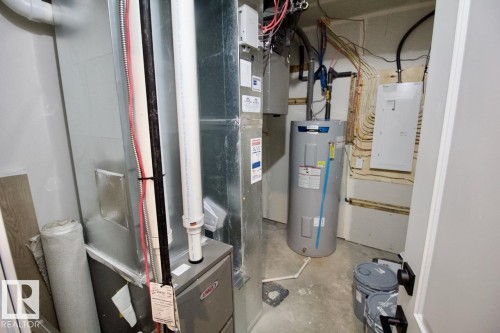 Upper 2232 Muckleplum Crescent Sw, Edmonton, AB - Indoor Photo Showing Basement