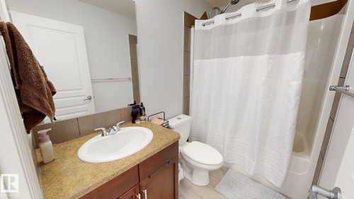 2057 69A Street, Edmonton, AB - Indoor Photo Showing Bathroom