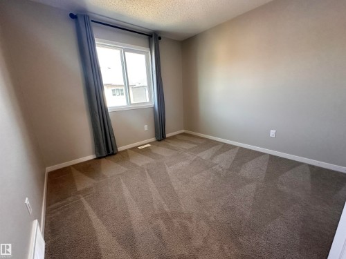 1728 Erker Way, Edmonton, AB - Indoor Photo Showing Other Room