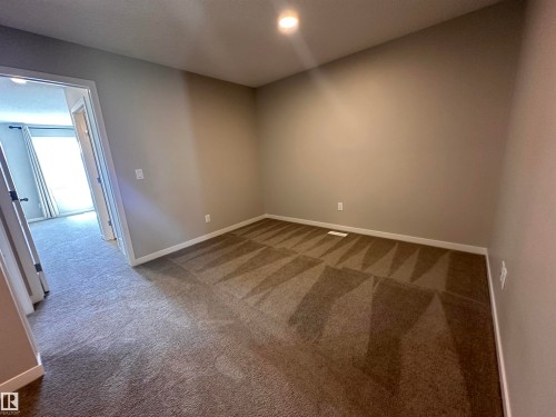 1728 Erker Way, Edmonton, AB - Indoor Photo Showing Other Room