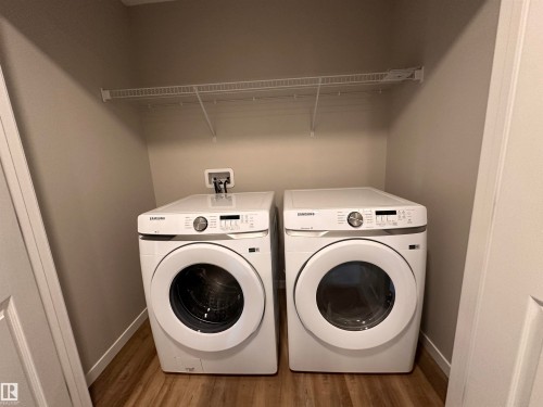 1728 Erker Way, Edmonton, AB - Indoor Photo Showing Laundry Room