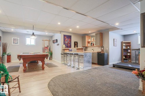 8 Main Street, Entwistle, AB - Indoor Photo Showing Basement