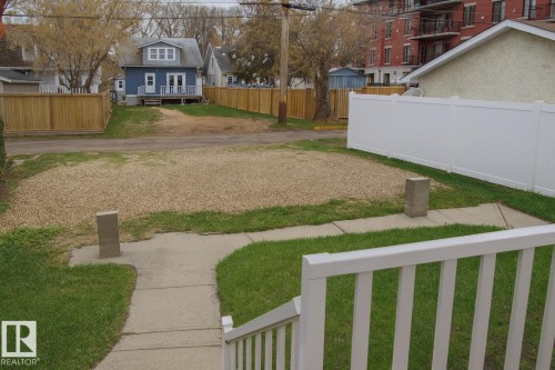 10831 80 Avenue, Edmonton, AB - Outdoor