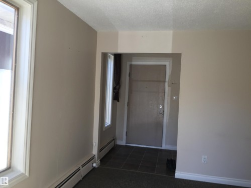 10831 80 Avenue, Edmonton, AB - Indoor Photo Showing Other Room