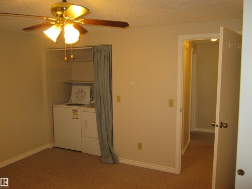 10831 80 Avenue, Edmonton, AB - Indoor Photo Showing Other Room