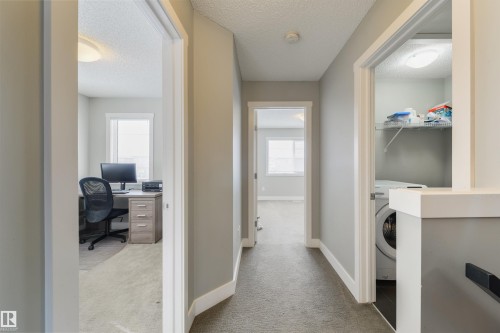 60 Vanderbilt Common, Spruce Grove, AB - Indoor Photo Showing Laundry Room