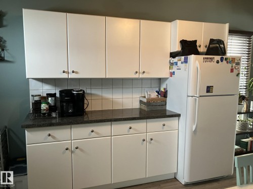 14622 118 Street, Edmonton, AB - Indoor Photo Showing Kitchen