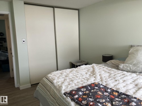 14622 118 Street, Edmonton, AB - Indoor Photo Showing Bedroom