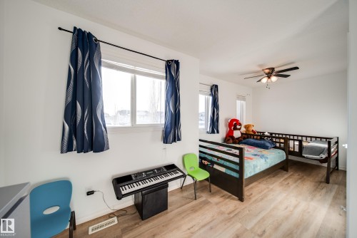 3716 160A Avenue, Edmonton, AB - Indoor Photo Showing Bedroom