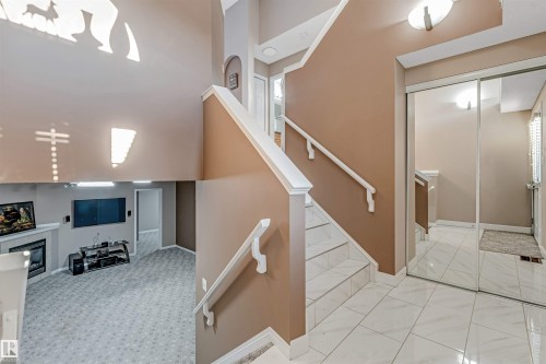 3331 26 Street, Edmonton, AB - Indoor Photo Showing Other Room