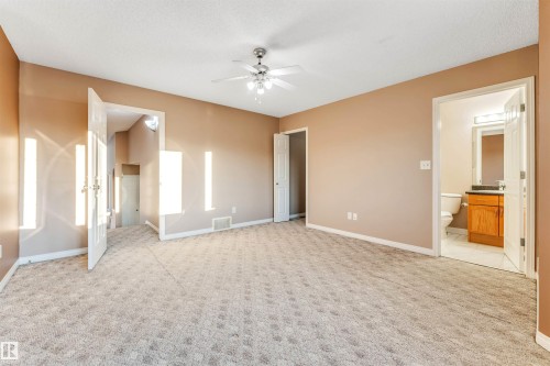3331 26 Street, Edmonton, AB - Indoor Photo Showing Other Room