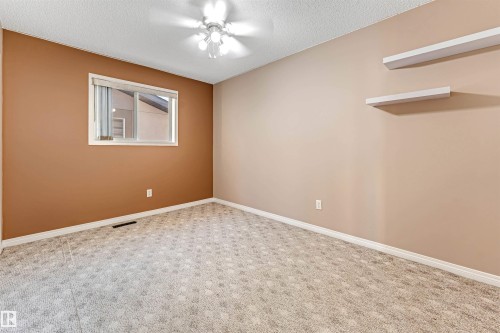 3331 26 Street, Edmonton, AB - Indoor Photo Showing Other Room