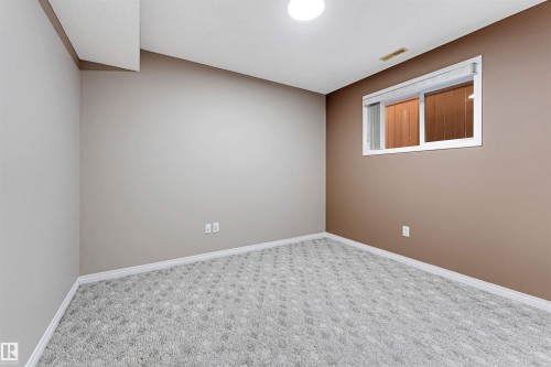 3331 26 Street, Edmonton, AB - Indoor Photo Showing Other Room