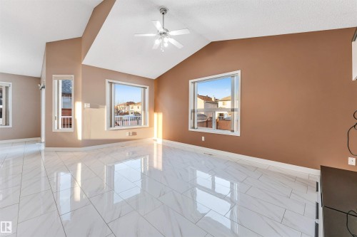 3331 26 Street, Edmonton, AB - Indoor Photo Showing Other Room