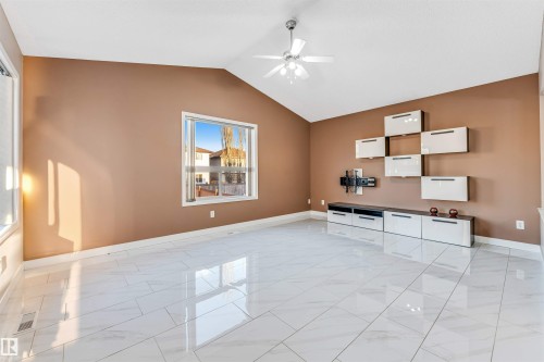 3331 26 Street, Edmonton, AB - Indoor Photo Showing Other Room