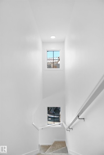 52 525 Secord Boulevard, Edmonton, AB - Indoor Photo Showing Other Room