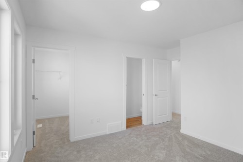 52 525 Secord Boulevard, Edmonton, AB - Indoor Photo Showing Other Room