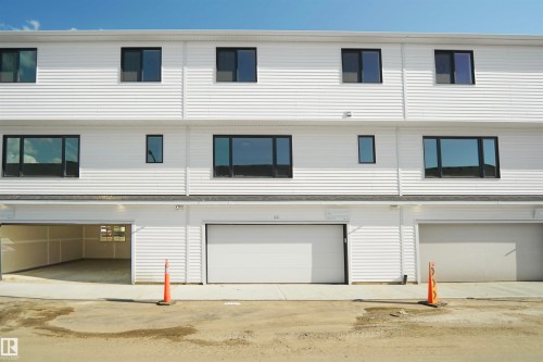 52 525 Secord Boulevard, Edmonton, AB - Outdoor