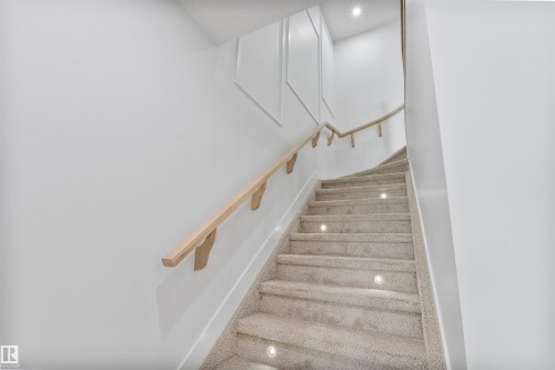 215 Falcon Crescent, Leduc, AB - Indoor Photo Showing Other Room