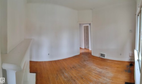11320 89 Street, Edmonton, AB - Indoor Photo Showing Other Room
