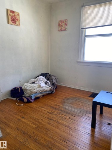 Upper Level - 11320 89 Street, Edmonton, AB - Indoor Photo Showing Bedroom