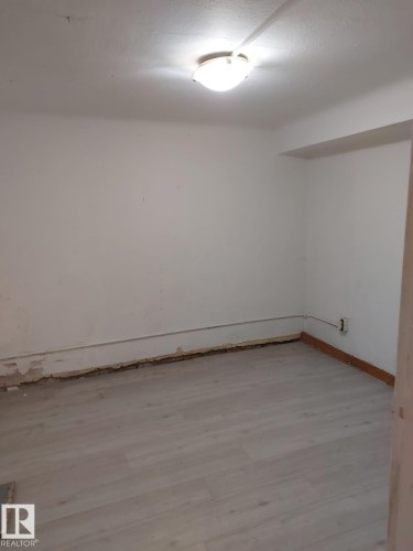 11320 89 Street, Edmonton, AB - Indoor Photo Showing Other Room