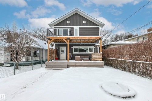 Edmonton, AB - Outdoor