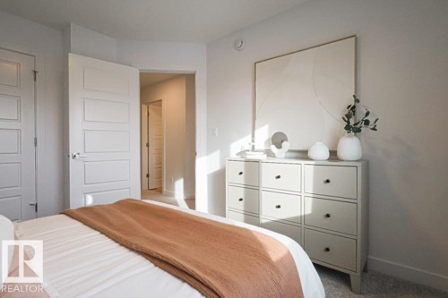 8524 183 Avenue, Edmonton, AB - Indoor Photo Showing Bedroom