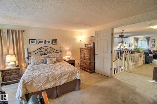 1035 109 Street, Edmonton, AB - Indoor Photo Showing Bedroom