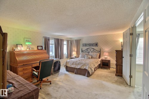 1035 109 Street, Edmonton, AB - Indoor Photo Showing Bedroom