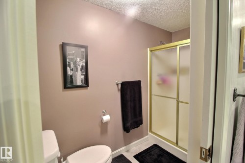 1035 109 Street, Edmonton, AB - Indoor Photo Showing Bathroom