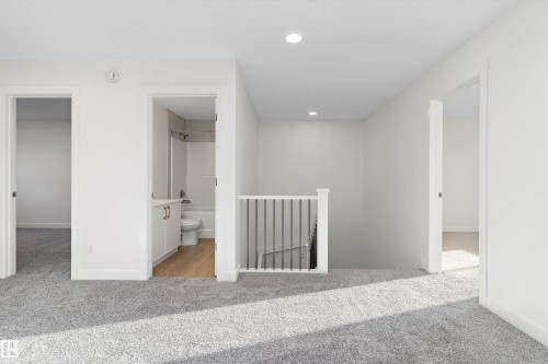 8520 183 Avenue, Edmonton, AB - Indoor Photo Showing Other Room