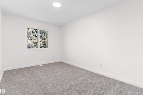8520 183 Avenue, Edmonton, AB - Indoor Photo Showing Other Room