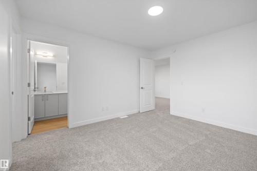 8520 183 Avenue, Edmonton, AB 