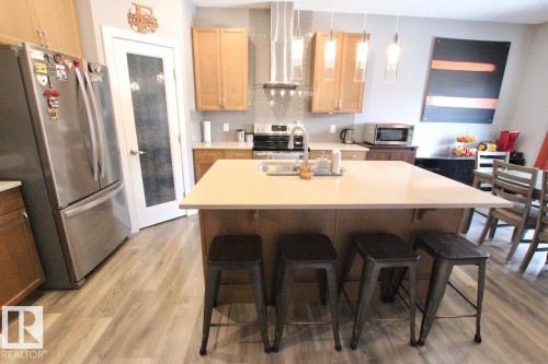 2652 Maple Way, Edmonton, AB - Indoor Photo Showing Kitchen With Double Sink With Upgraded Kitchen