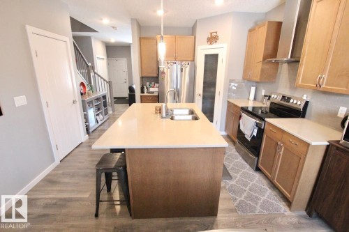 2652 Maple Way, Edmonton, AB - Indoor Photo Showing Kitchen