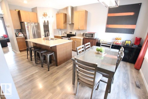 2652 Maple Way, Edmonton, AB - Indoor