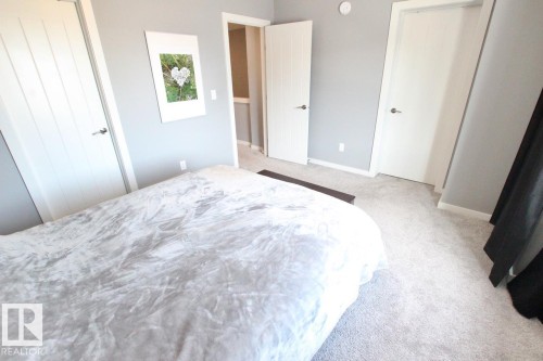 2652 Maple Way, Edmonton, AB - Indoor Photo Showing Bedroom