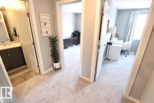 2652 Maple Way, Edmonton, AB - Indoor