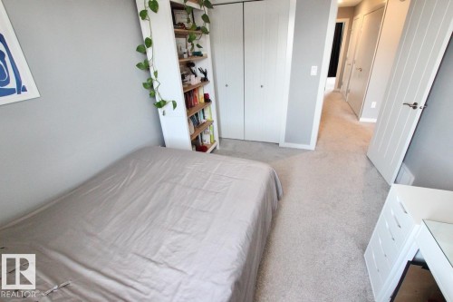 2652 Maple Way, Edmonton, AB - Indoor Photo Showing Bedroom