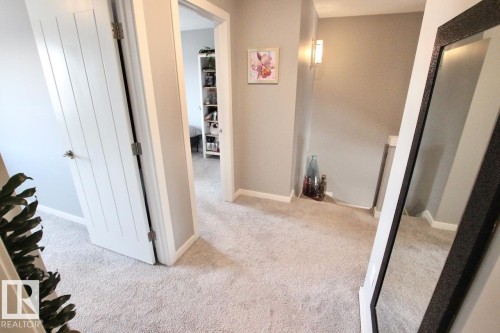 2652 Maple Way, Edmonton, AB - Indoor Photo Showing Other Room