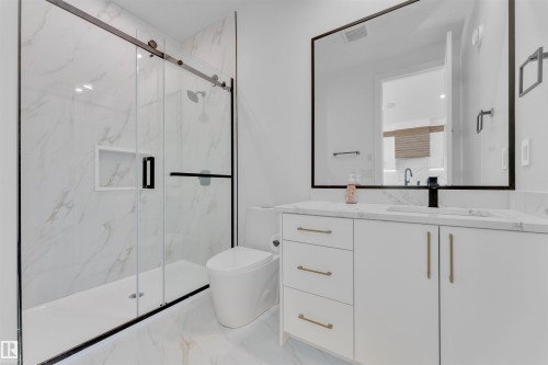 164 Caledon Crescent, Spruce Grove, AB - Indoor Photo Showing Bathroom