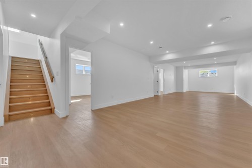 164 Caledon Crescent, Spruce Grove, AB - Indoor Photo Showing Other Room